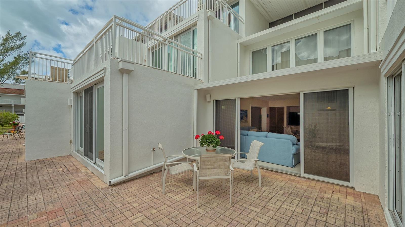 CLUB LONGBOAT BEACH & TENNIS - Residential