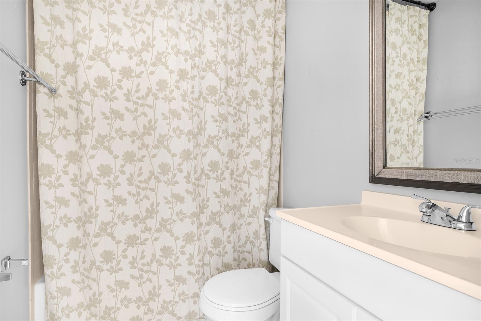 WINDHOVER CONDO - Residential