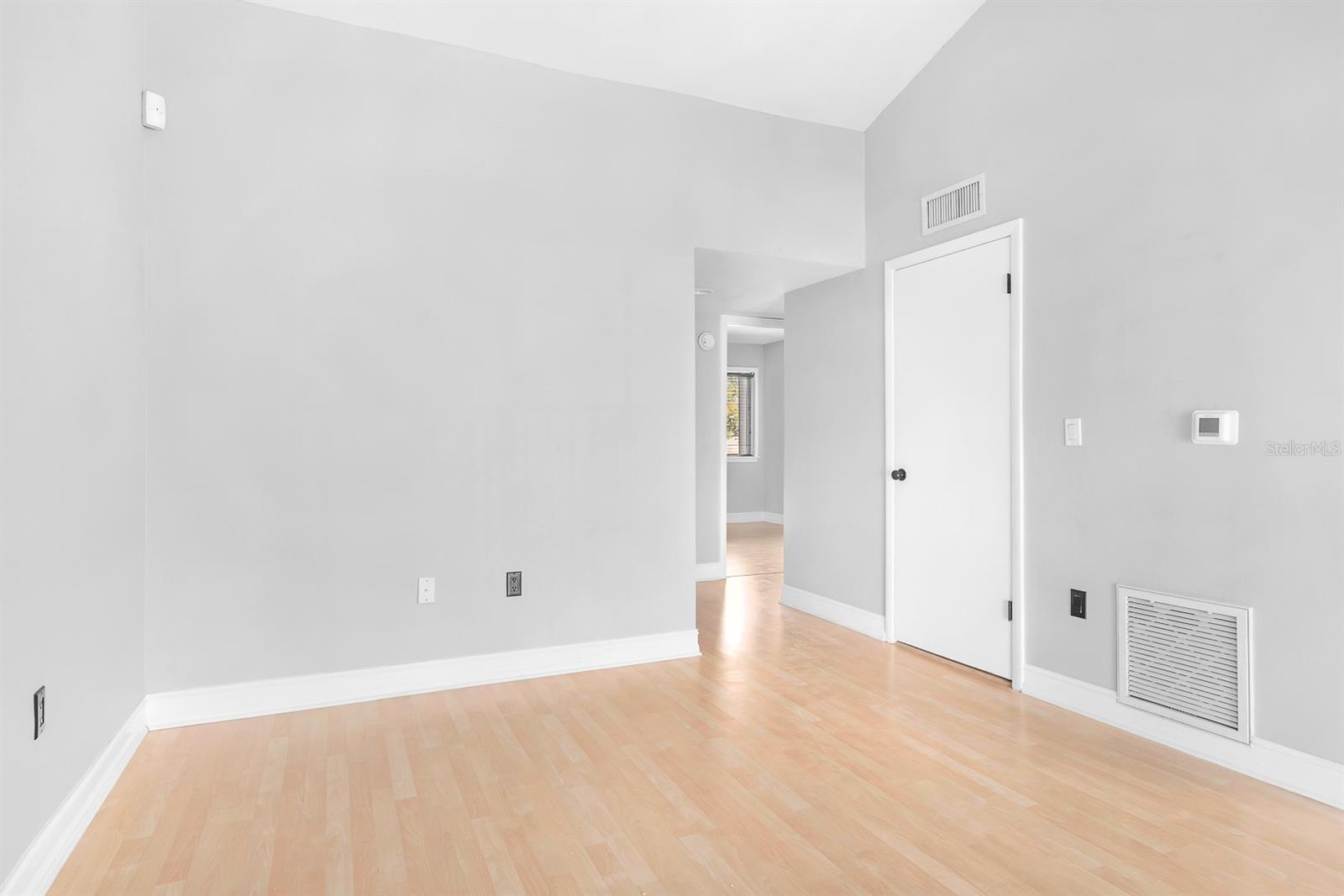 WINDHOVER CONDO - Residential