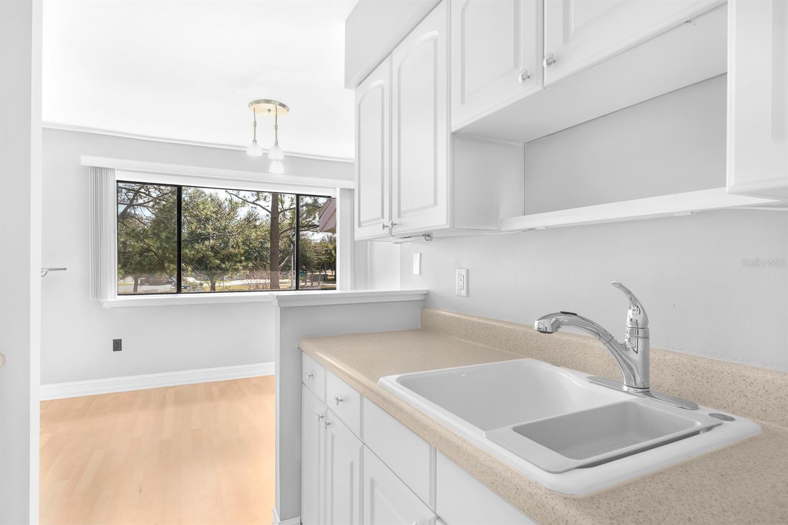 WINDHOVER CONDO - Residential