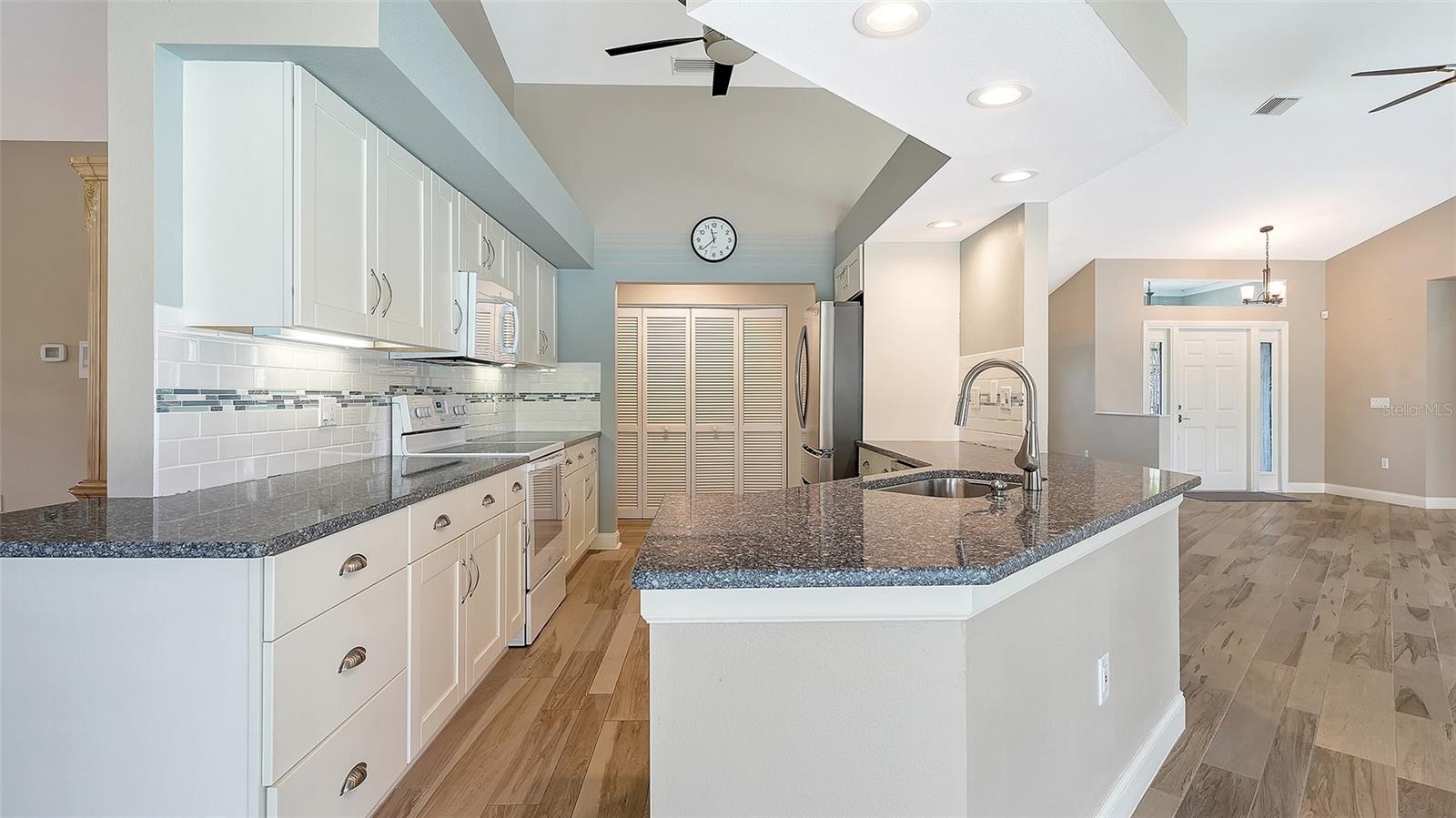 SORRENTO EAST - Residential