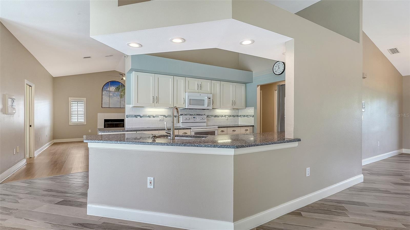 SORRENTO EAST - Residential