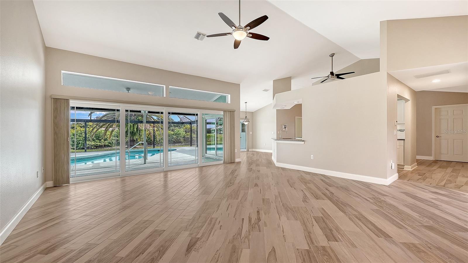 SORRENTO EAST - Residential