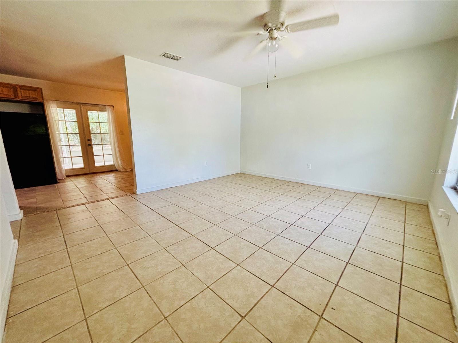 PLANTATION HILLS - Residential