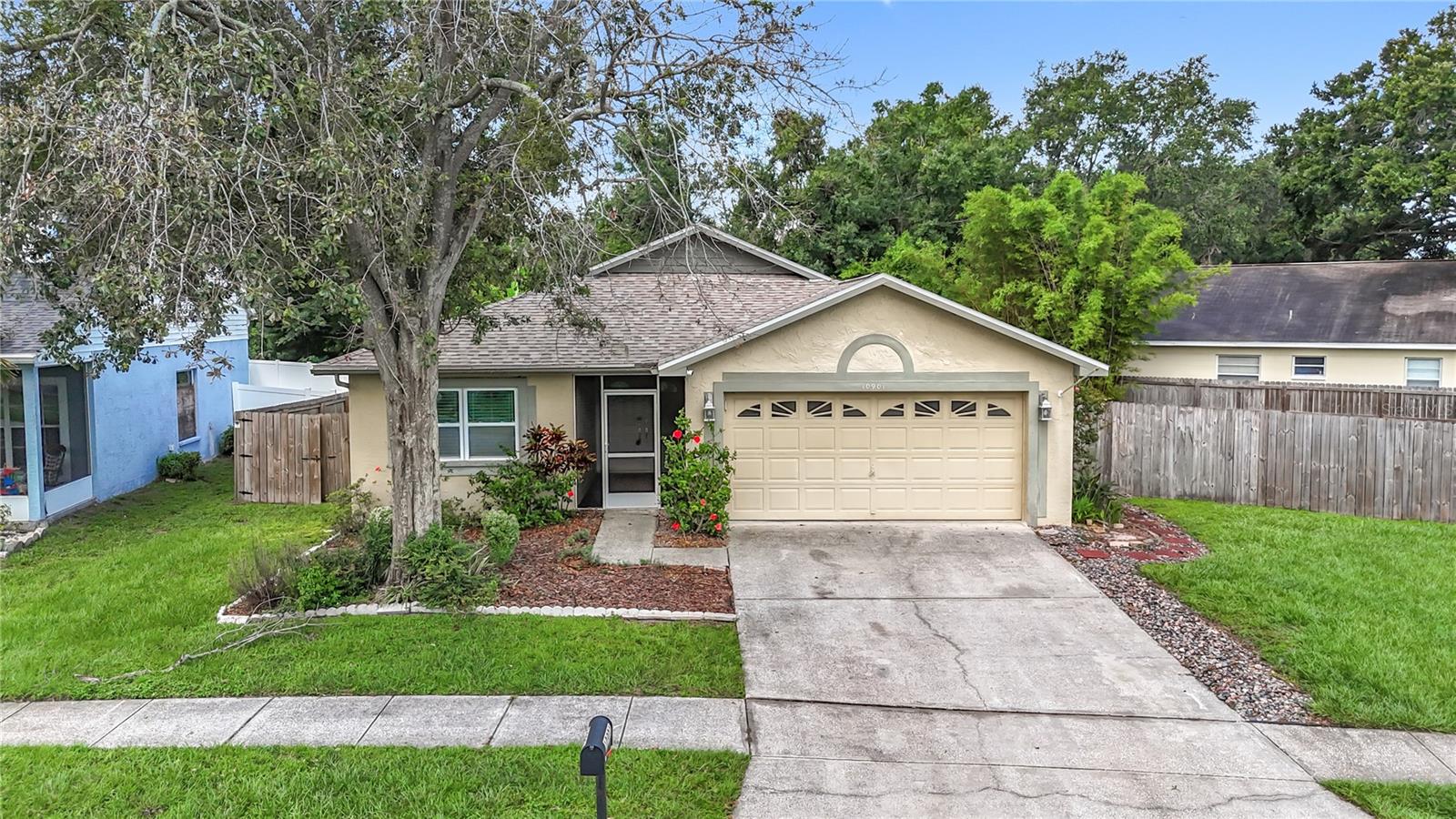 10901 PEPPERSONG DRIVE