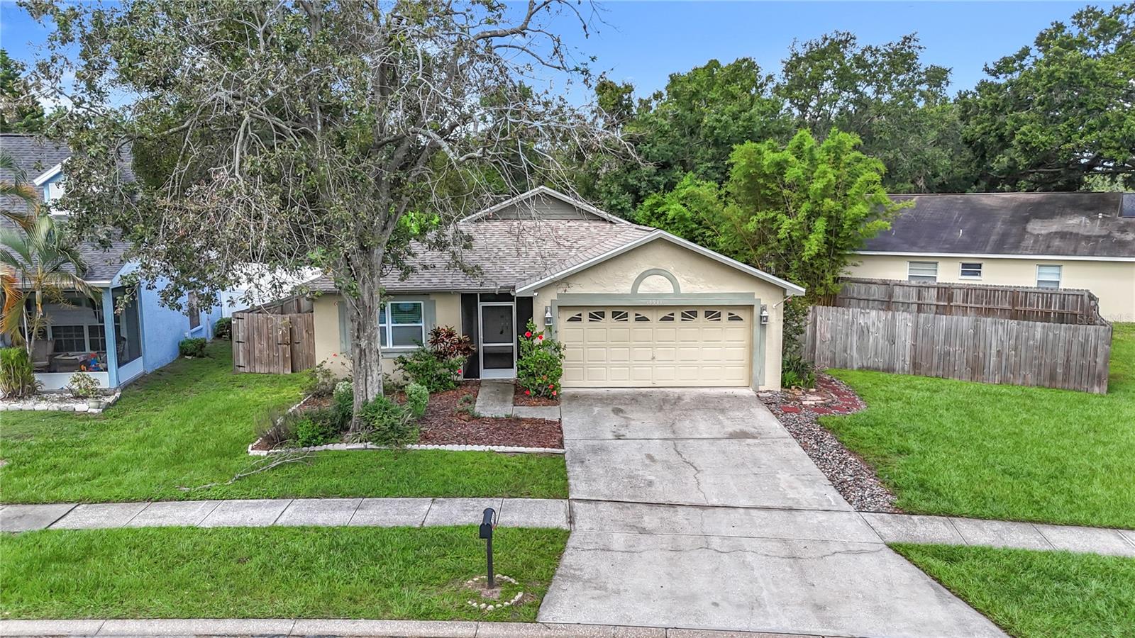 10901 PEPPERSONG DRIVE