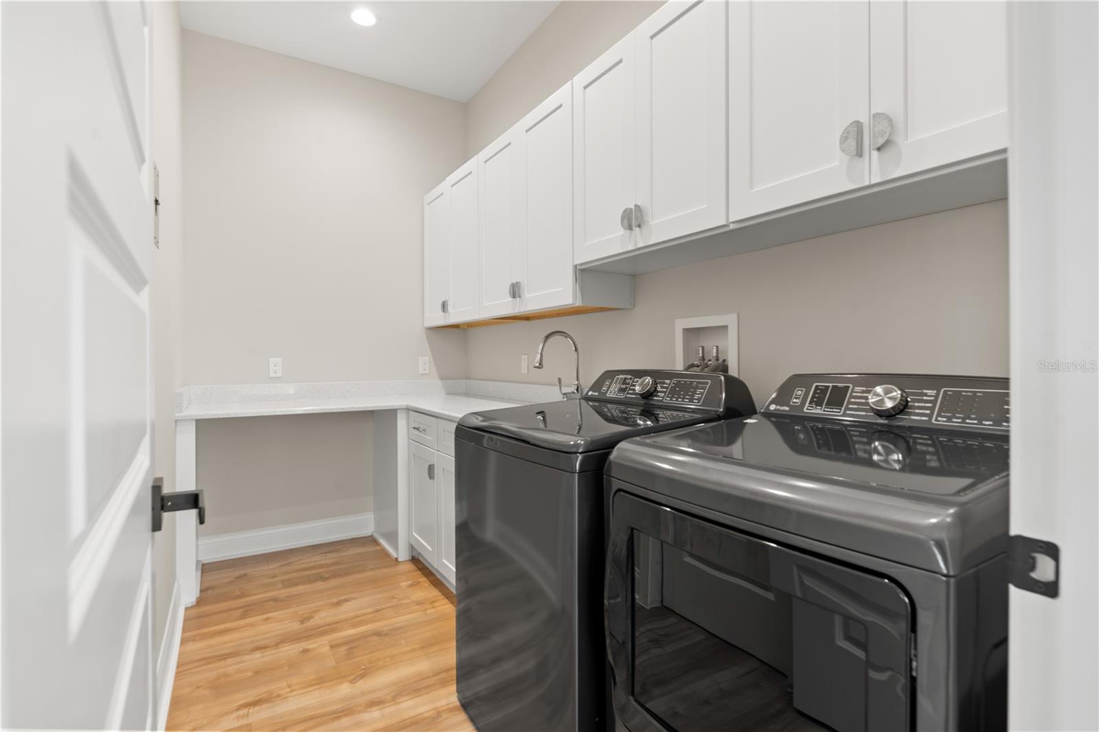 CEDAR ISLAND SUB - Residential