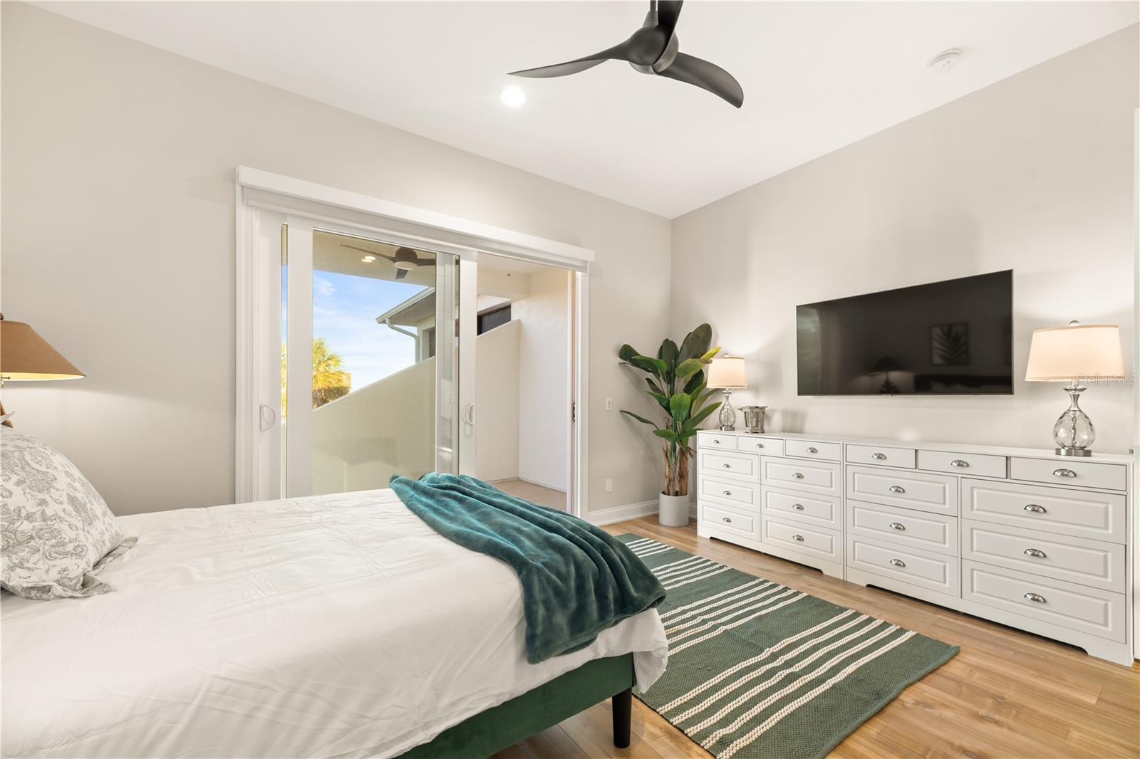 CEDAR ISLAND SUB - Residential