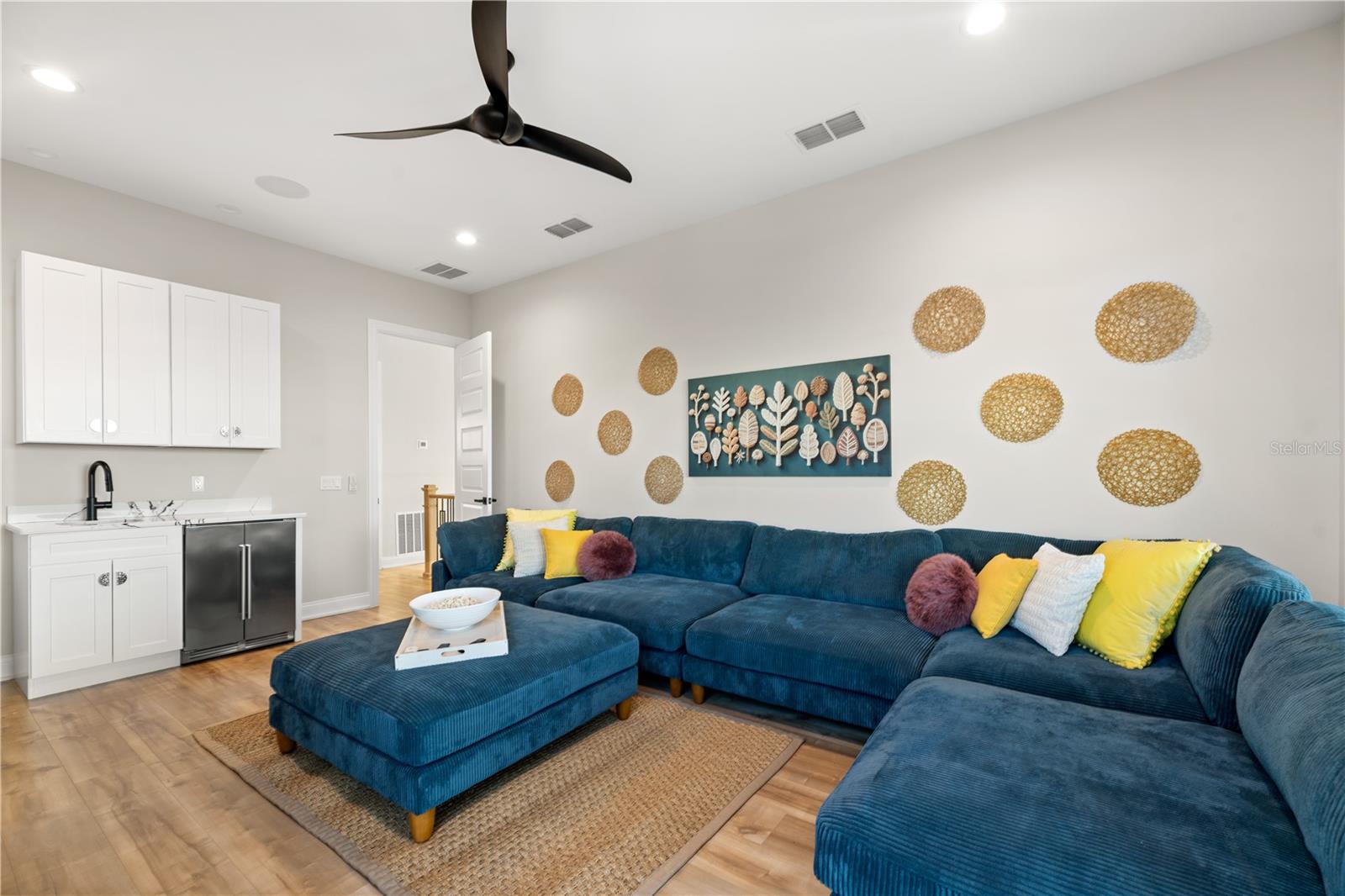 CEDAR ISLAND SUB - Residential