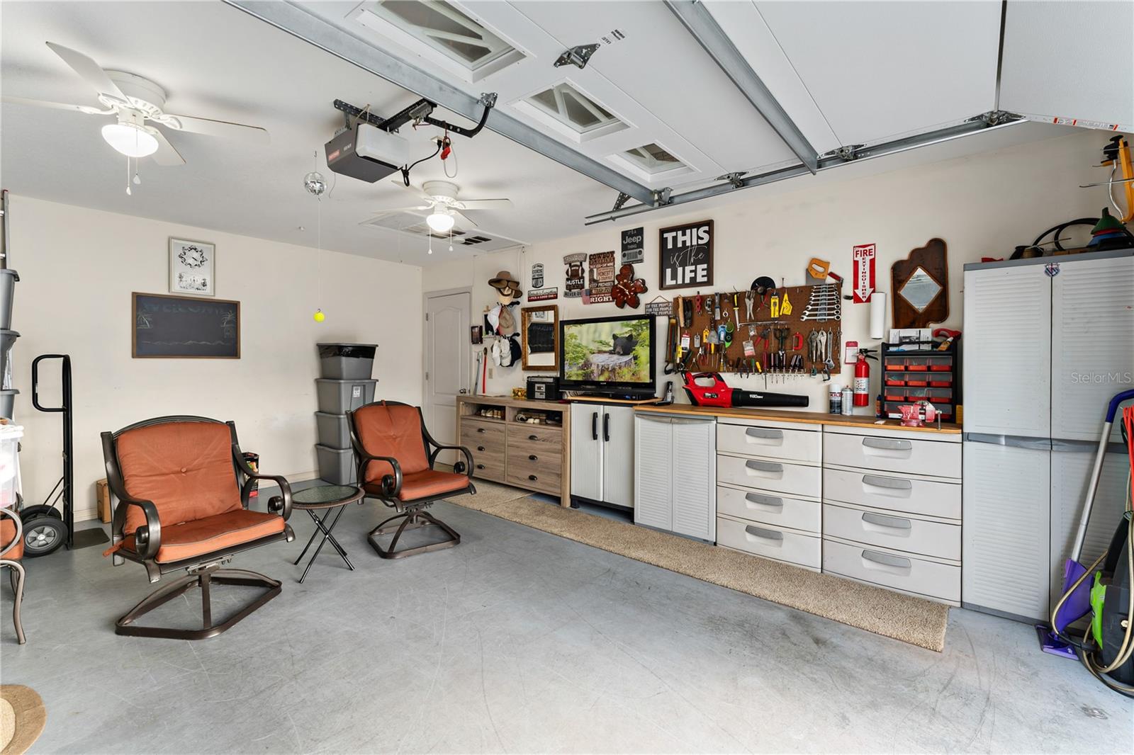 WEDGEWOOD MANOR PH 01 02 - Residential