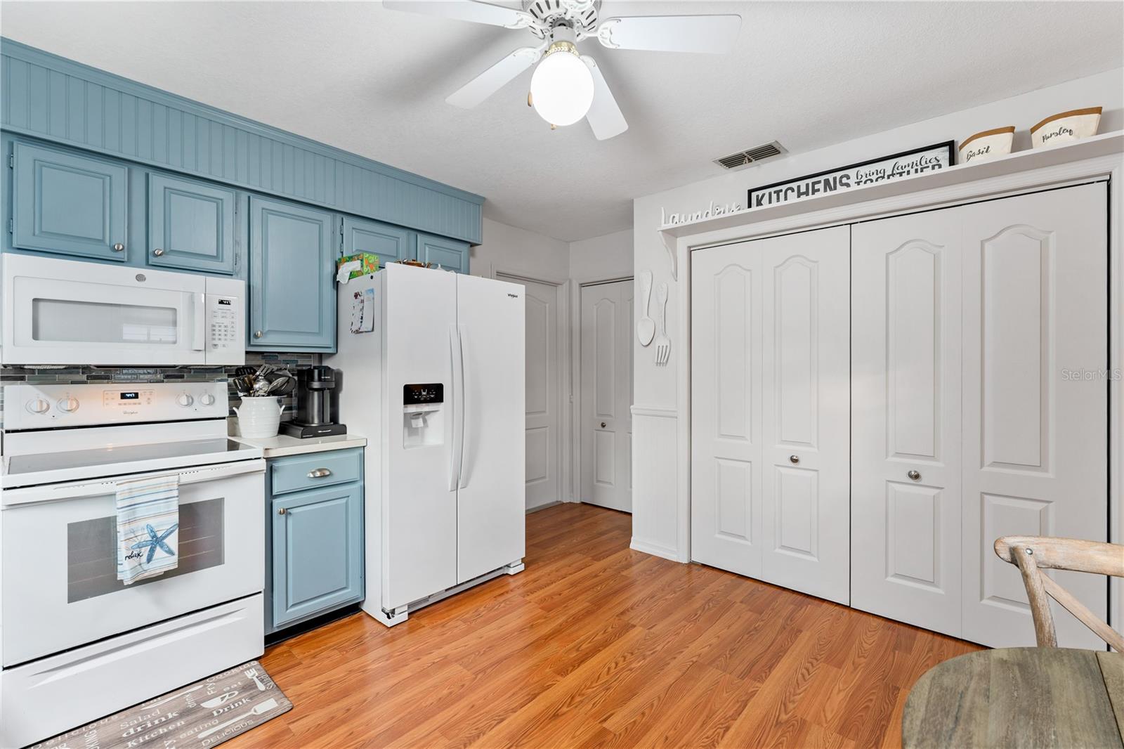 WEDGEWOOD MANOR PH 01 02 - Residential