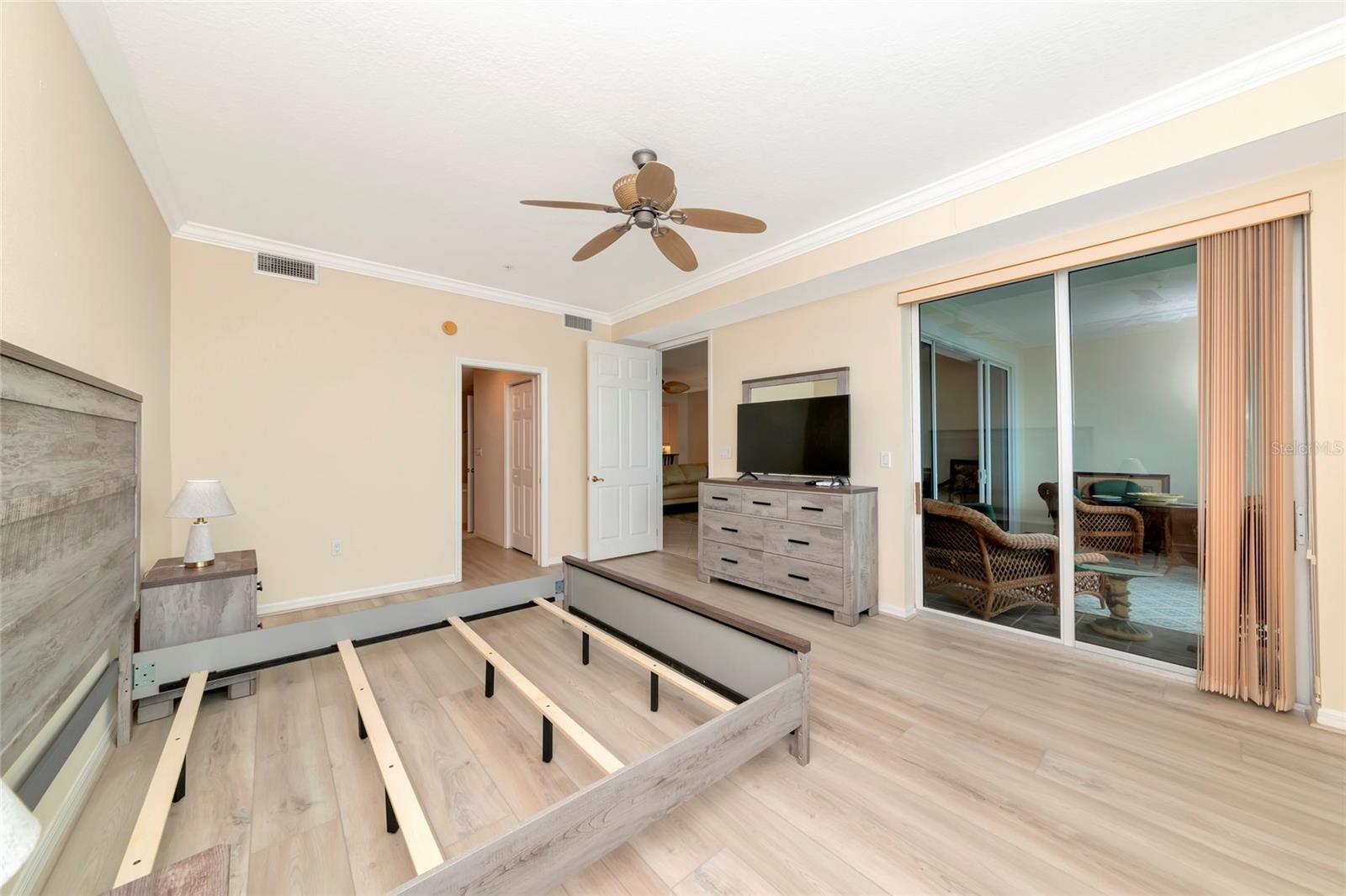 BAYPOINTE VISTA 1 - Residential