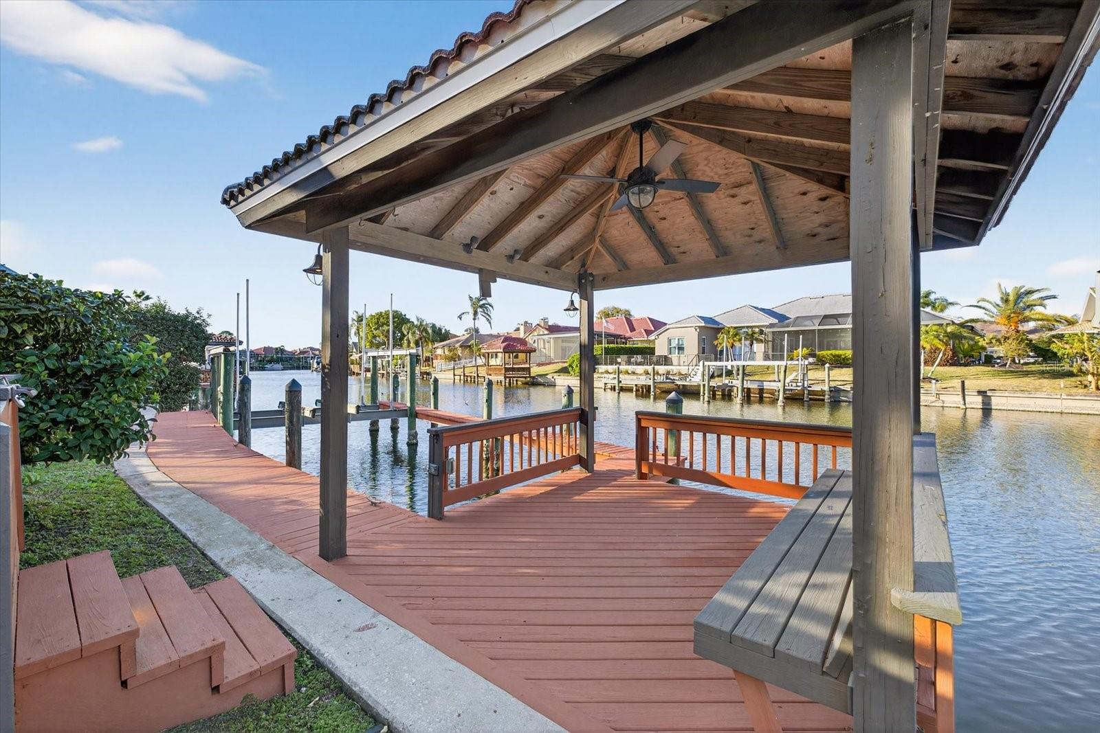 BAYSIDE SOUTH - Residential