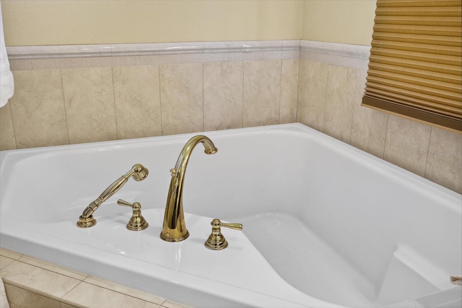 BAYSIDE SOUTH - Residential