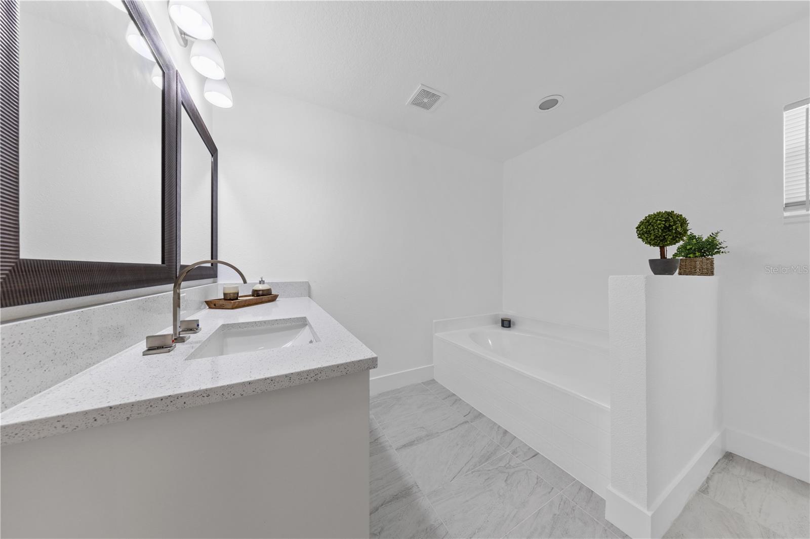 HOLLY HILL ESTATES - Residential