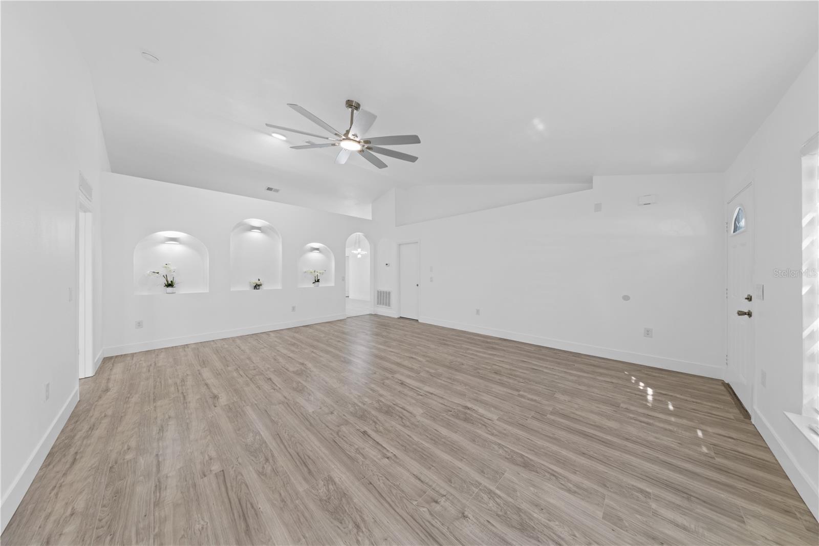 HOLLY HILL ESTATES - Residential