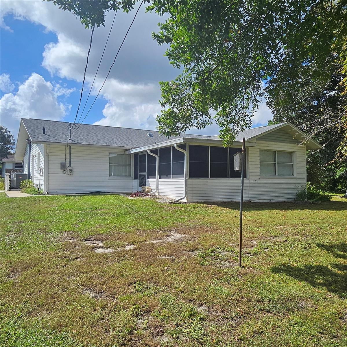 000127 - BEVERLY HILLS UNIT 7 - Residential