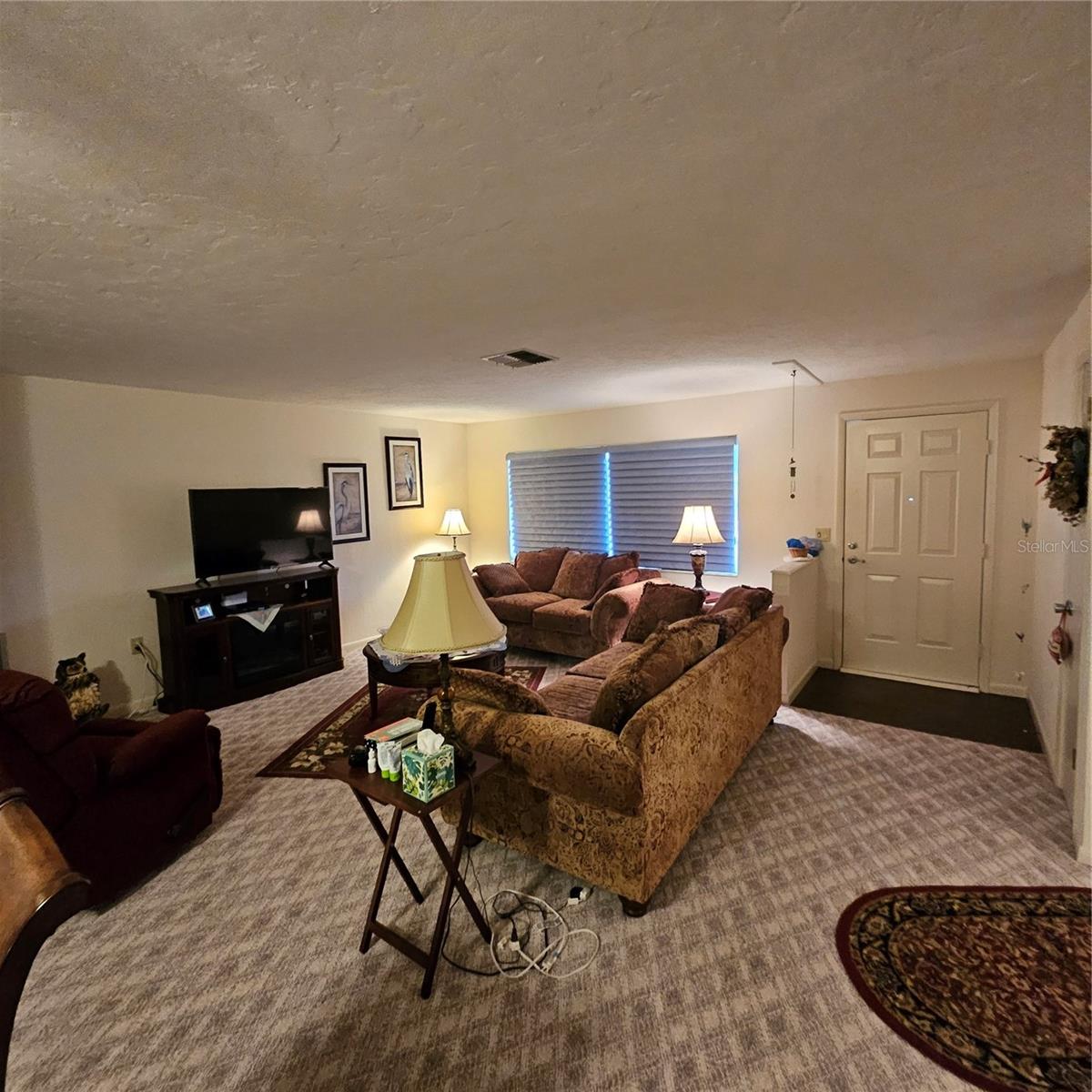 000127 - BEVERLY HILLS UNIT 7 - Residential