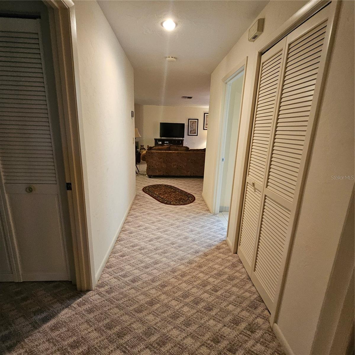 000127 - BEVERLY HILLS UNIT 7 - Residential