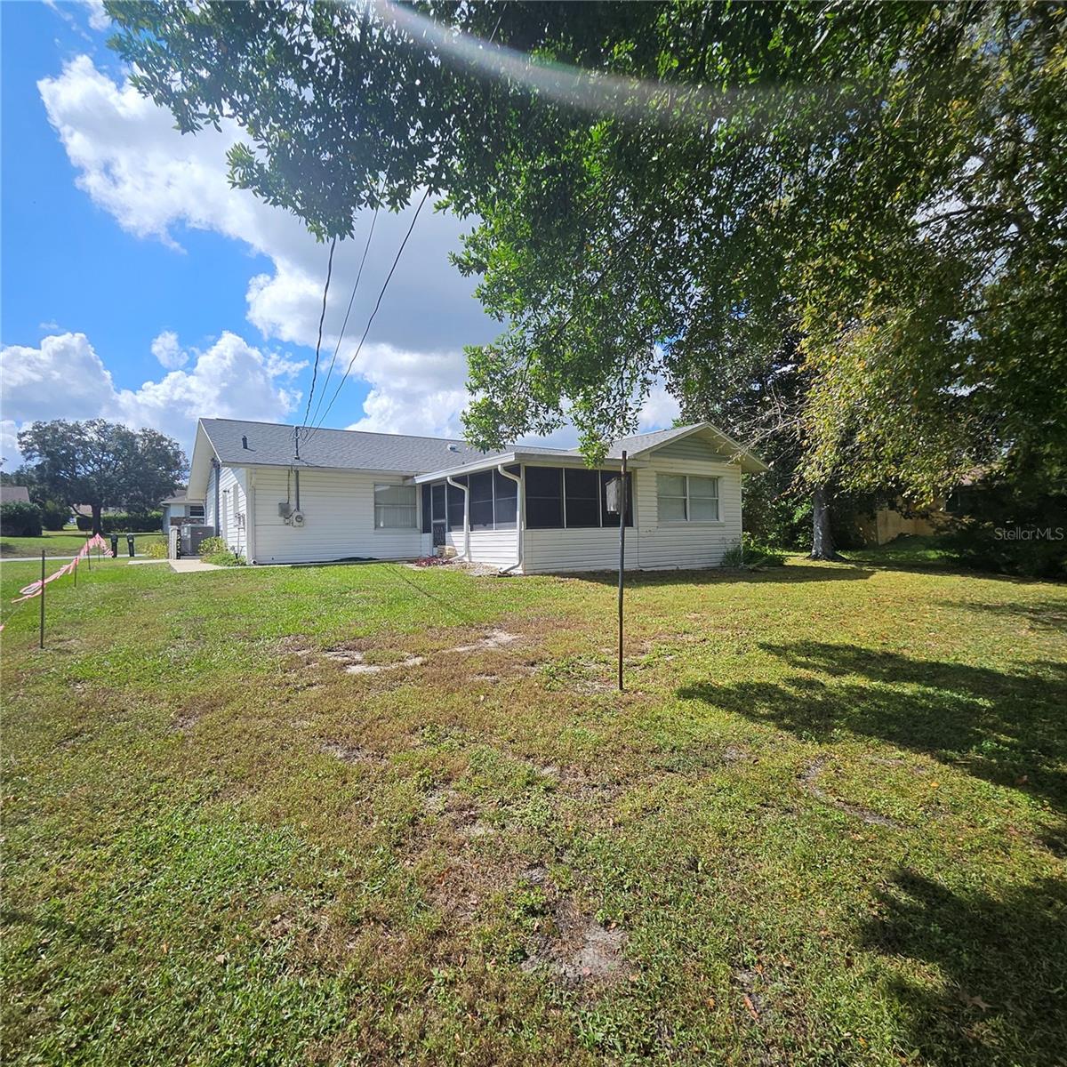 000127 - BEVERLY HILLS UNIT 7 - Residential