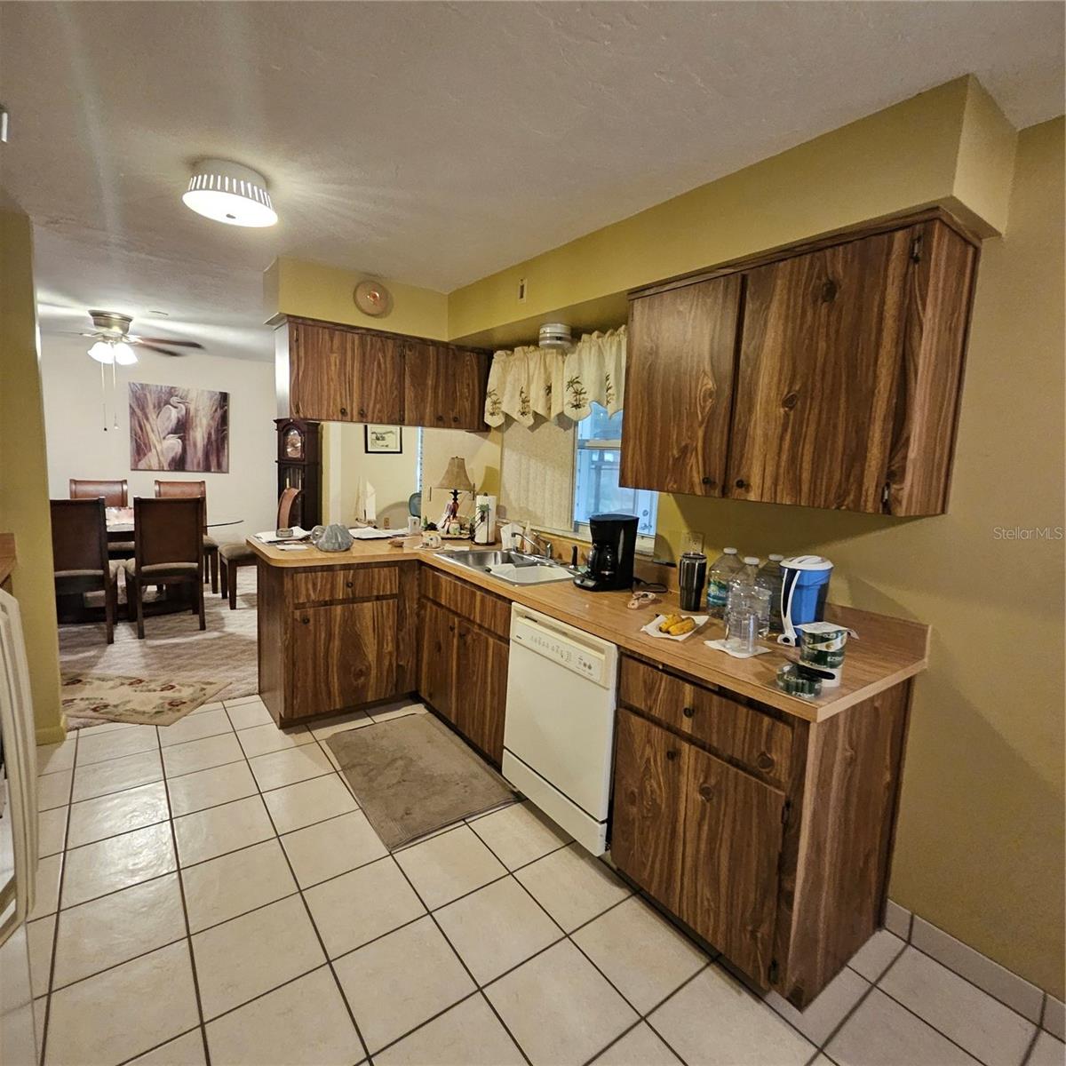 000127 - BEVERLY HILLS UNIT 7 - Residential