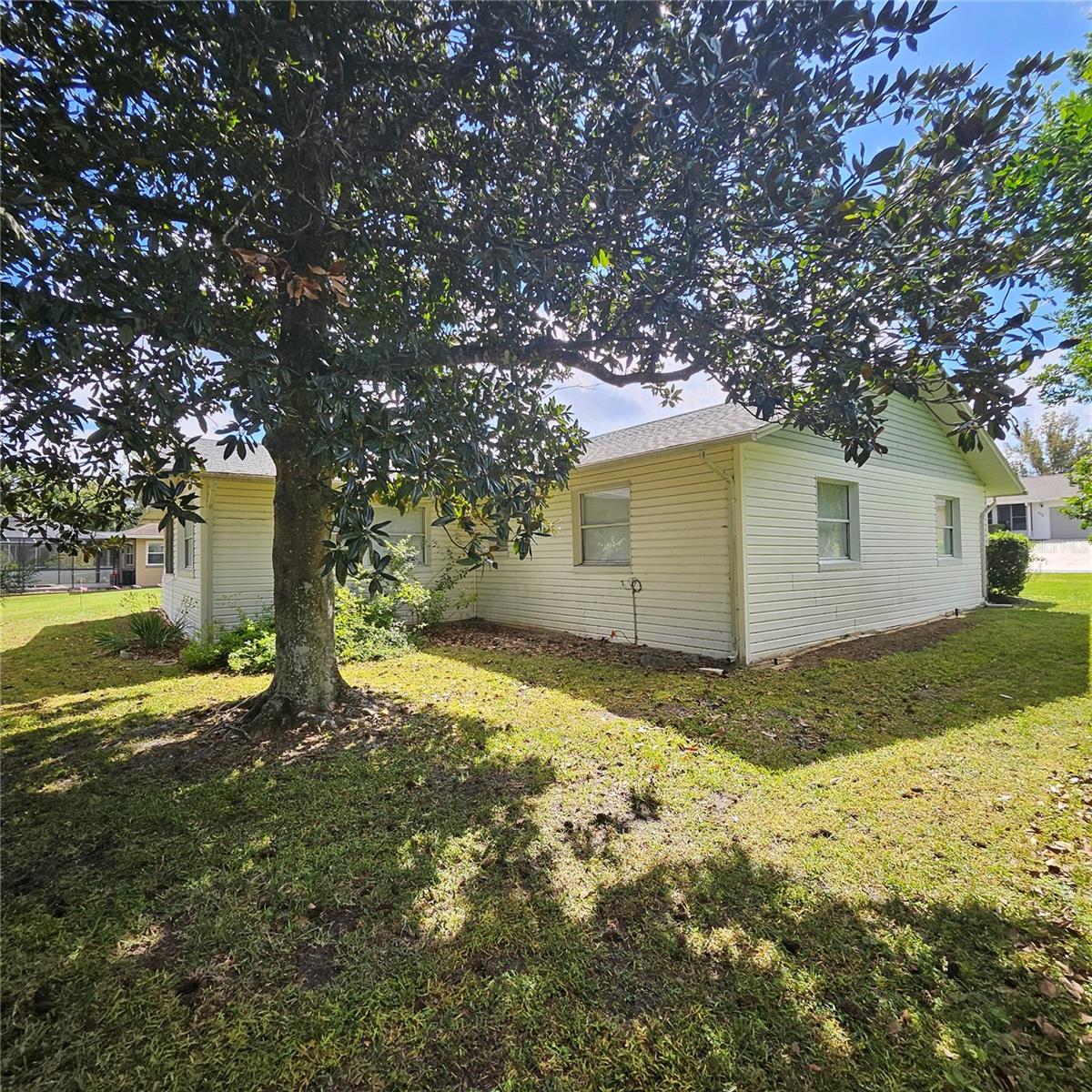 000127 - BEVERLY HILLS UNIT 7 - Residential