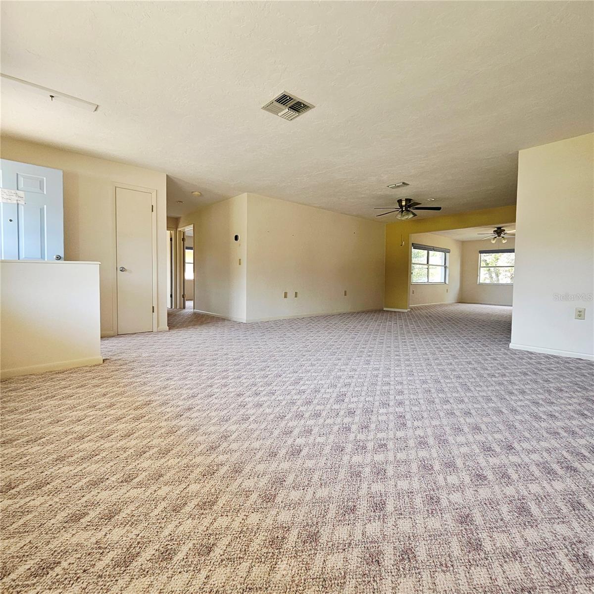 000127 - BEVERLY HILLS UNIT 7 - Residential