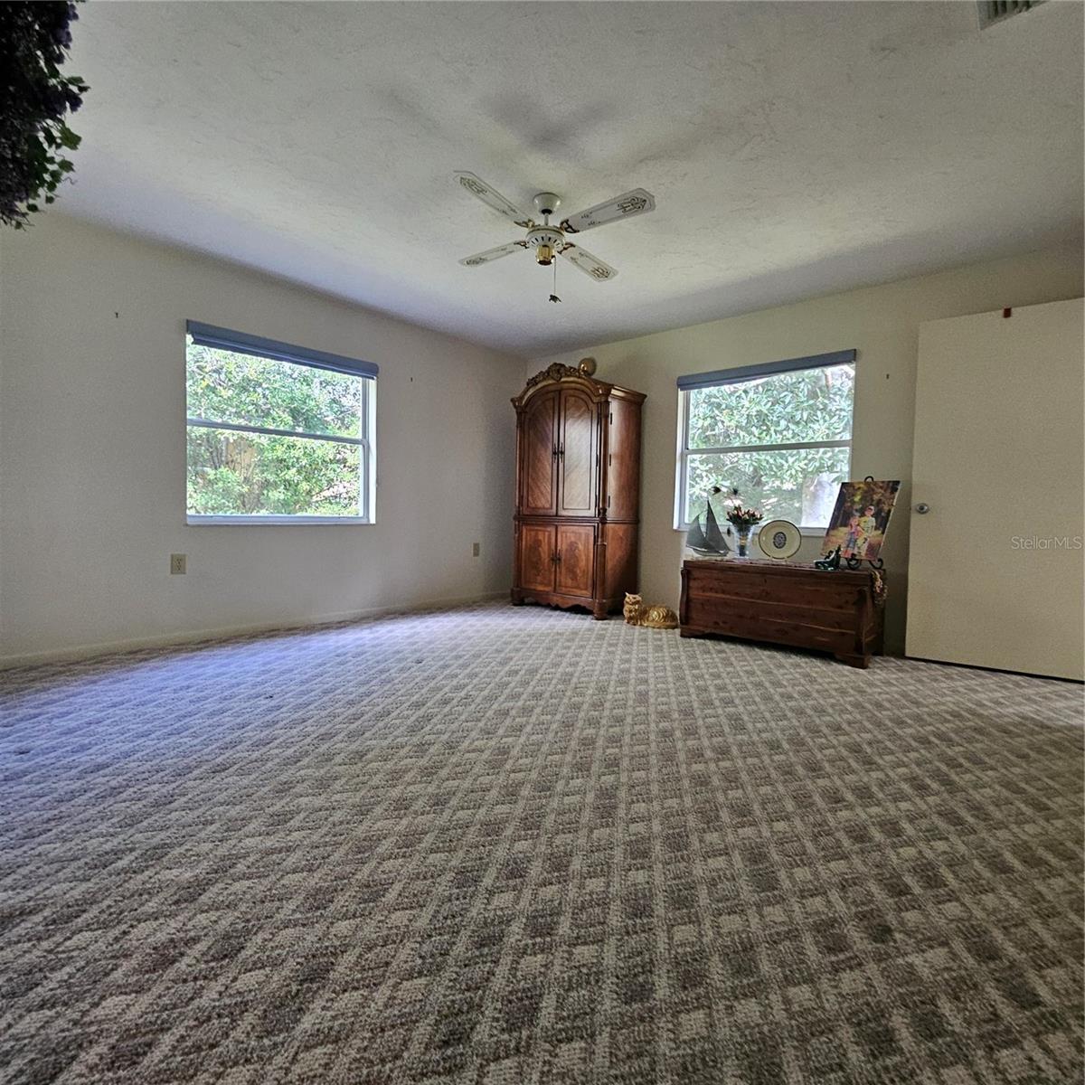 000127 - BEVERLY HILLS UNIT 7 - Residential