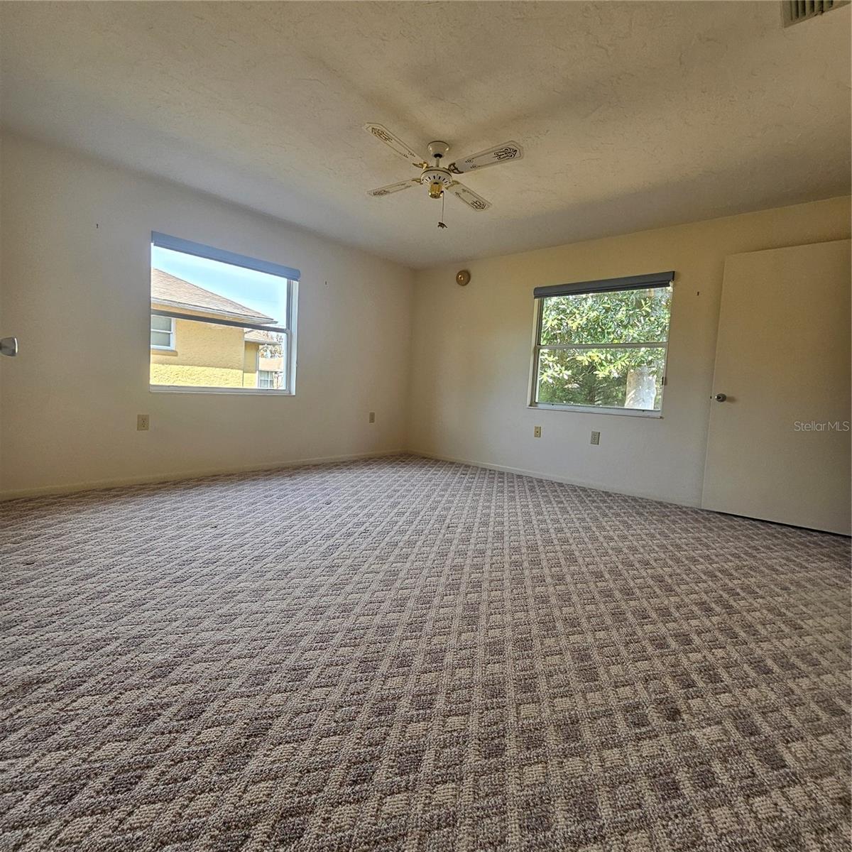 000127 - BEVERLY HILLS UNIT 7 - Residential