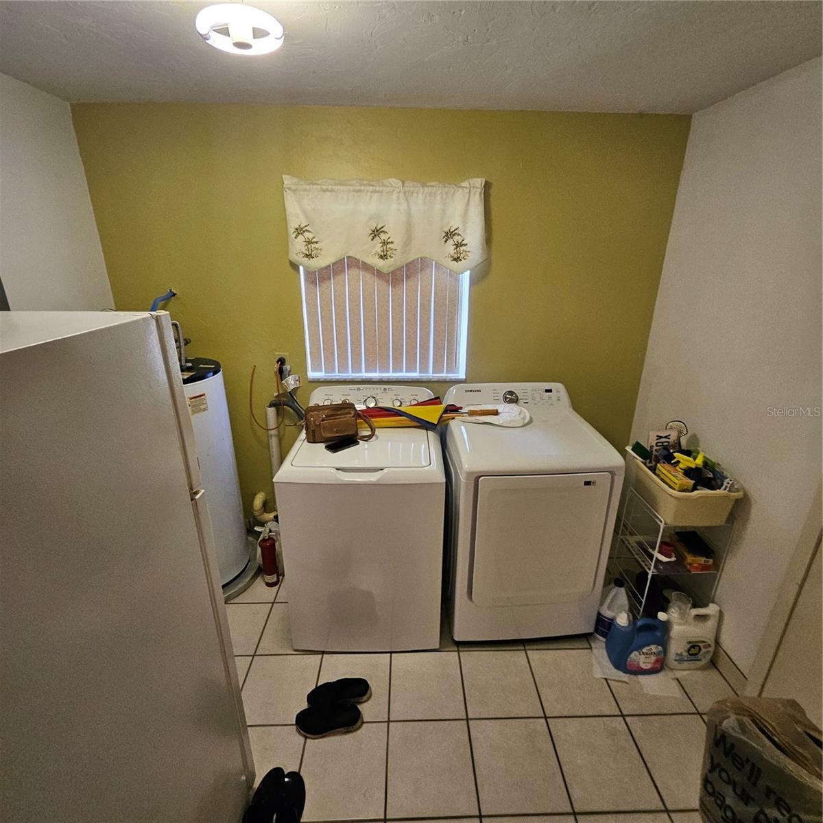 000127 - BEVERLY HILLS UNIT 7 - Residential