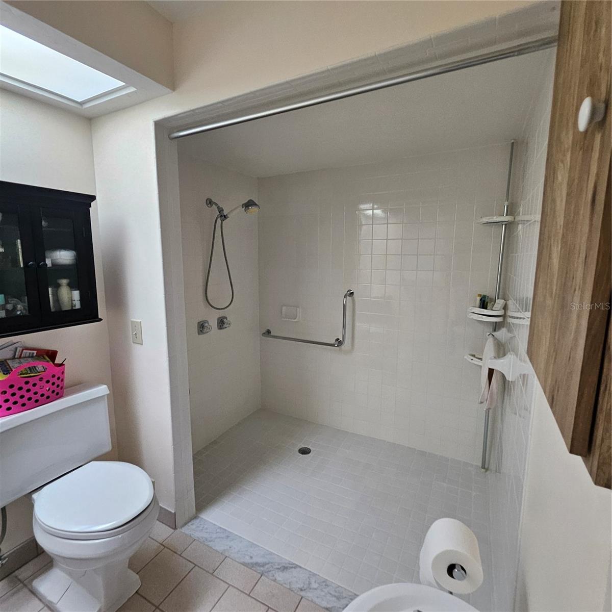 000127 - BEVERLY HILLS UNIT 7 - Residential