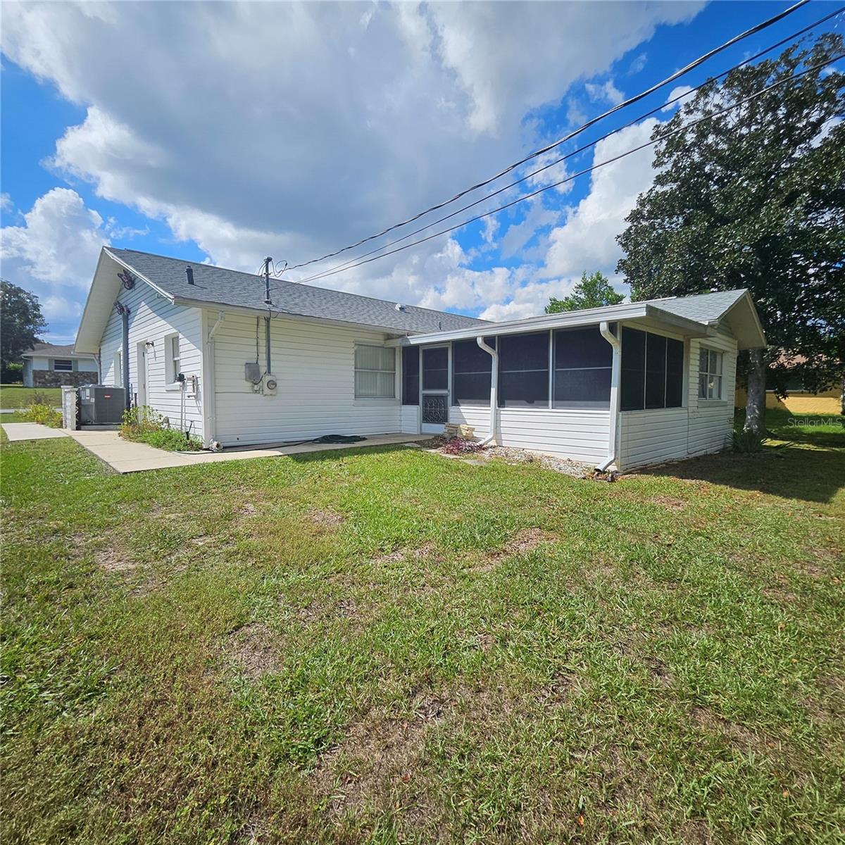 000127 - BEVERLY HILLS UNIT 7 - Residential