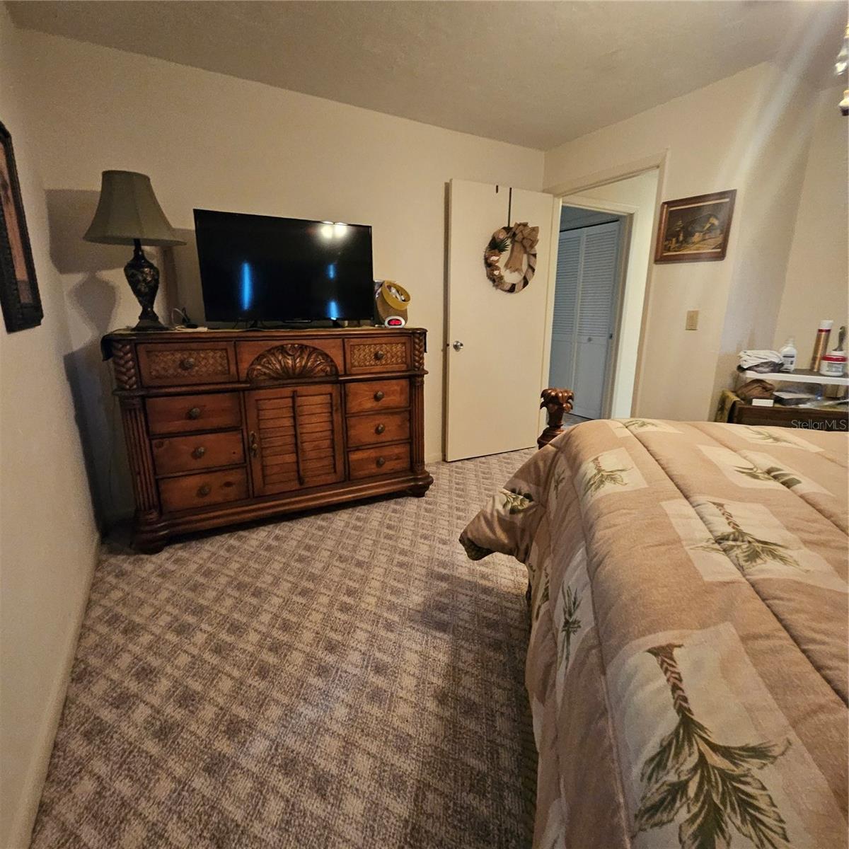 000127 - BEVERLY HILLS UNIT 7 - Residential