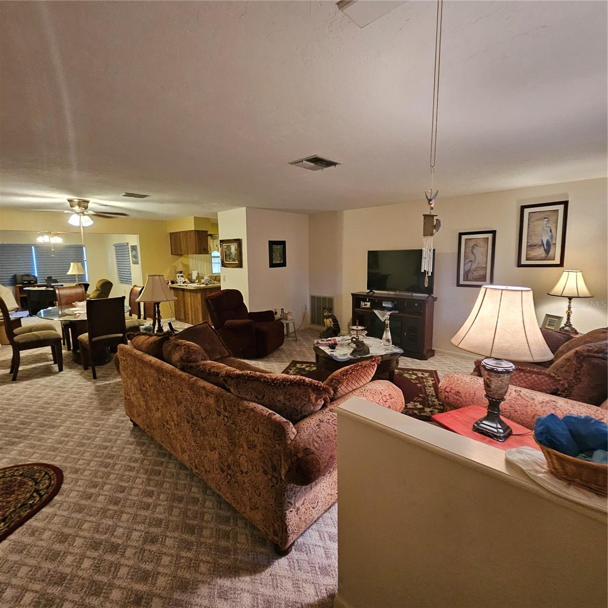 000127 - BEVERLY HILLS UNIT 7 - Residential