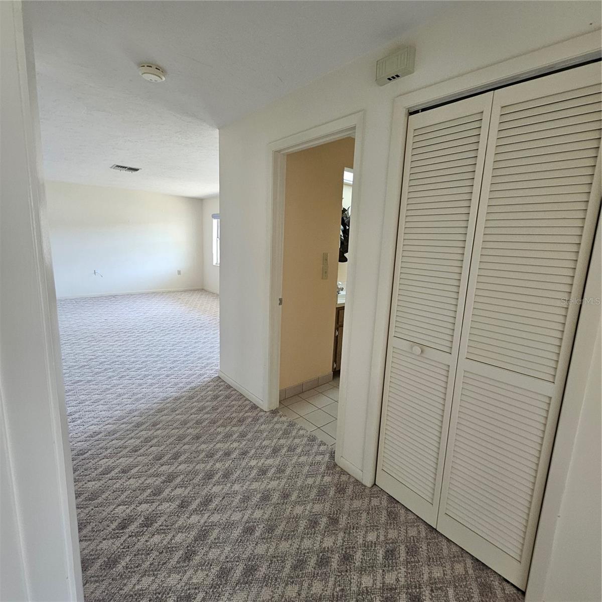 000127 - BEVERLY HILLS UNIT 7 - Residential