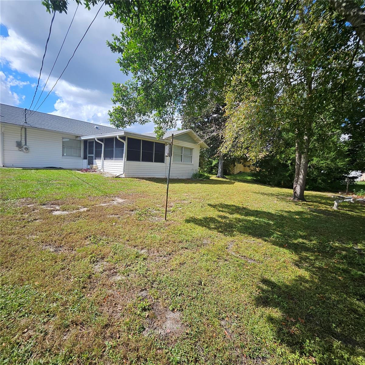 000127 - BEVERLY HILLS UNIT 7 - Residential