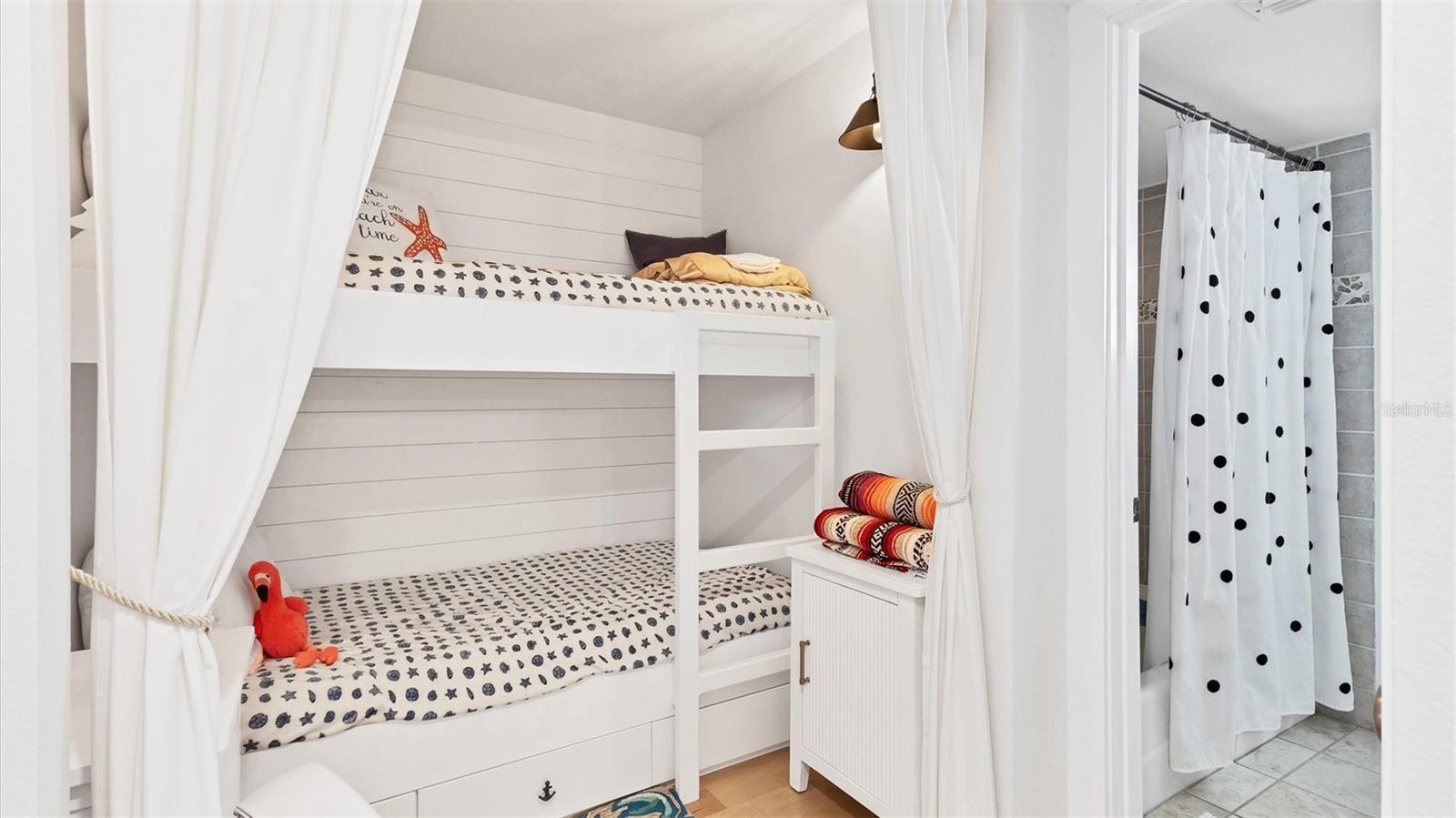 INLET APTS - Residential Lease