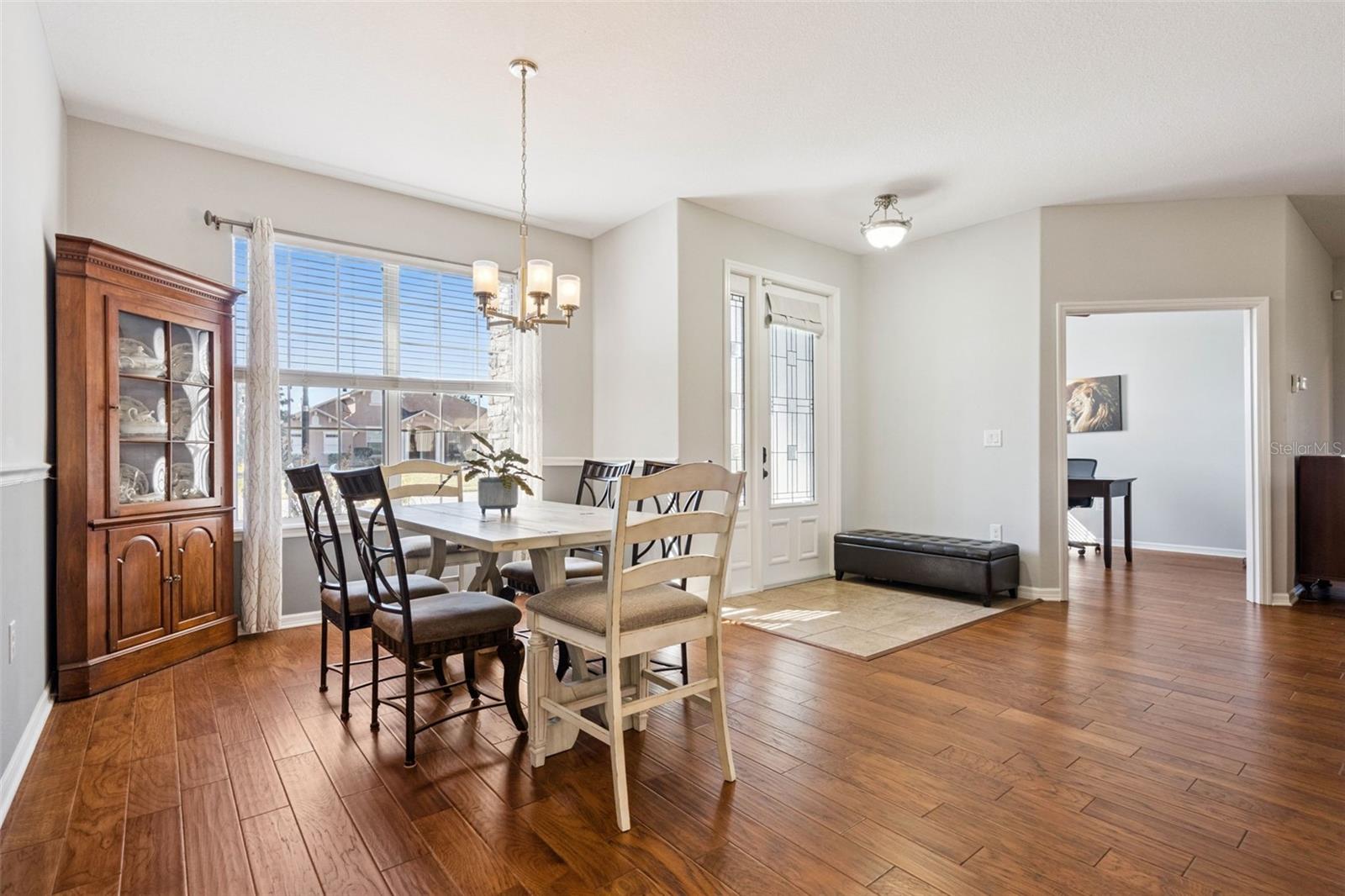 9704 ROYAL VISTA AVENUE