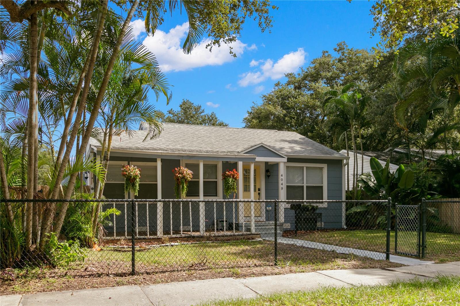 ROUSE MANOR - Residential Lease