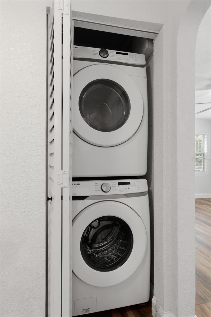 ROUSE MANOR - Residential Lease