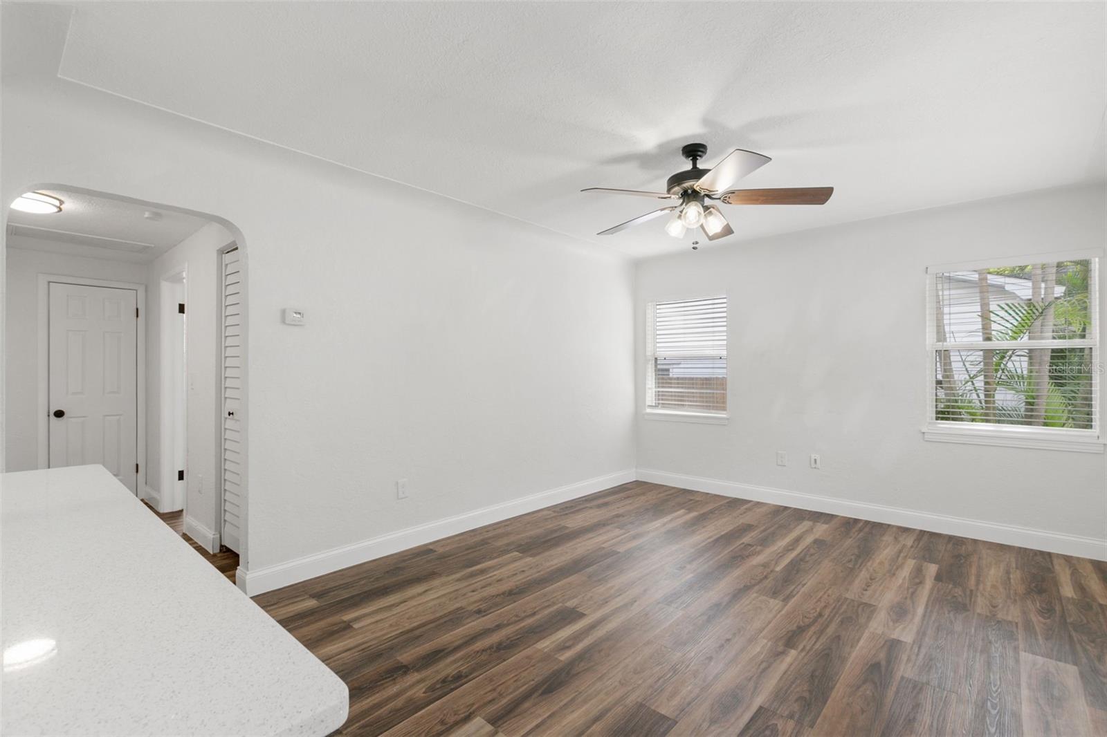 ROUSE MANOR - Residential Lease