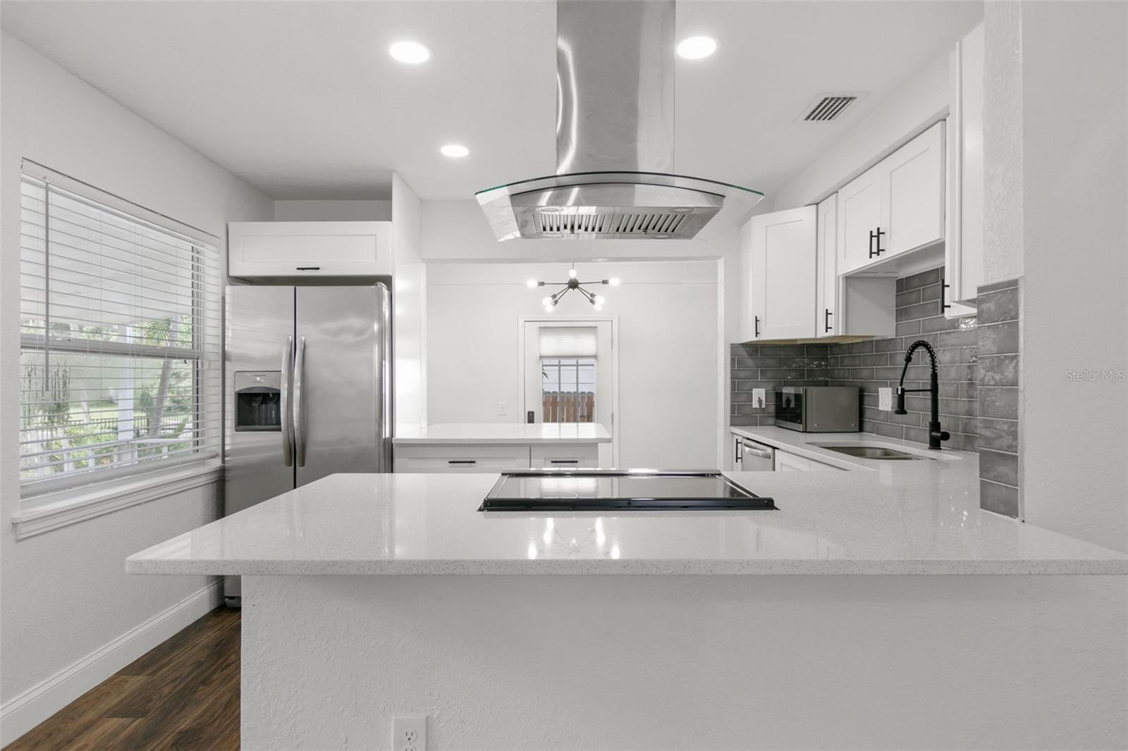 ROUSE MANOR - Residential Lease