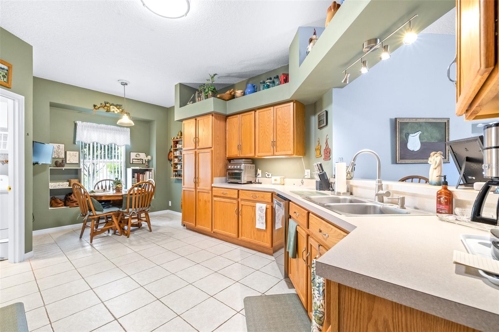 TWIN LAKES PARCELS D1 D3 & E - Residential