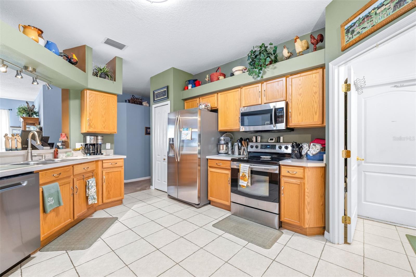 TWIN LAKES PARCELS D1 D3 & E - Residential