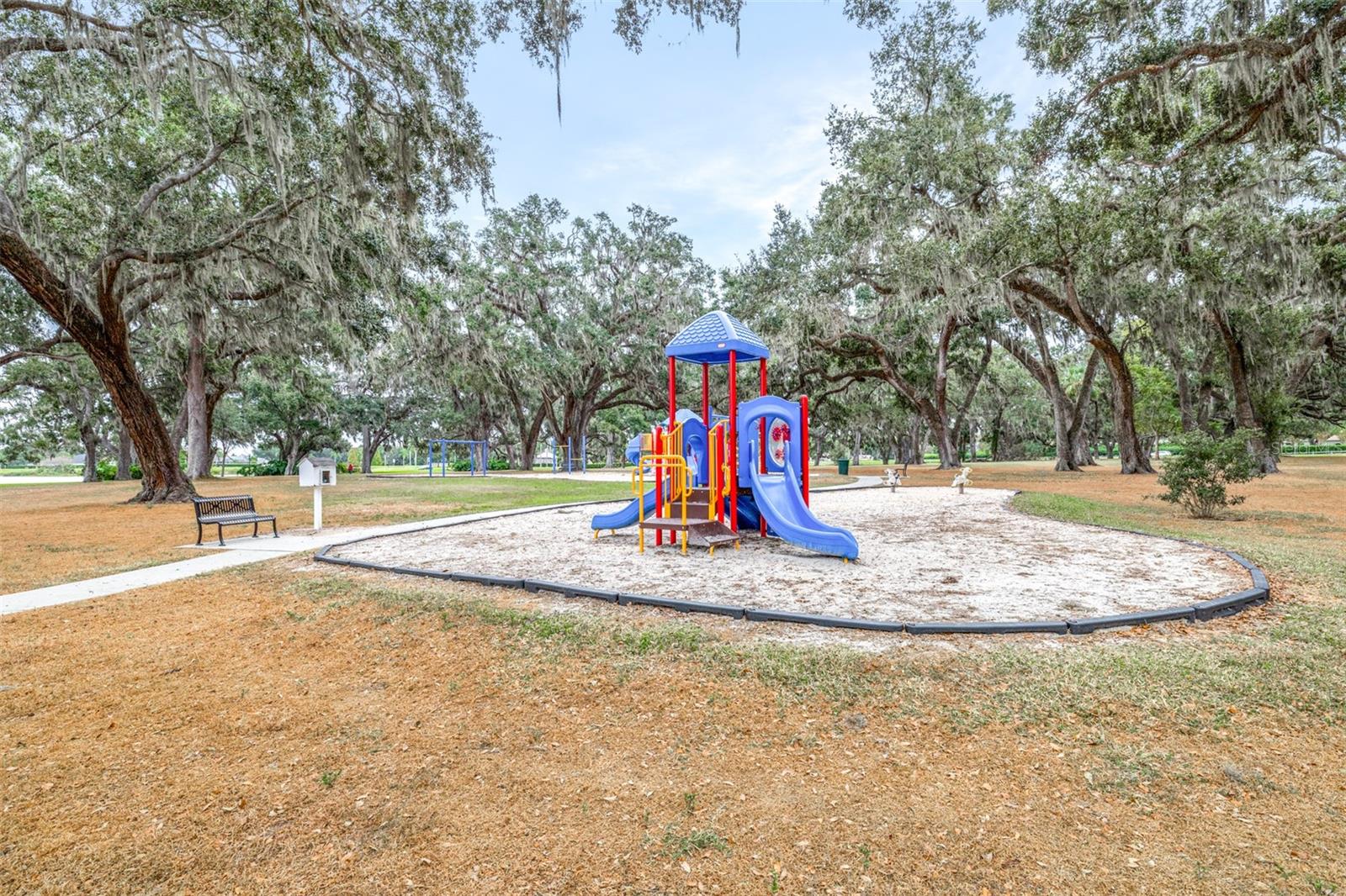 TWIN LAKES PARCELS D1 D3 & E - Residential