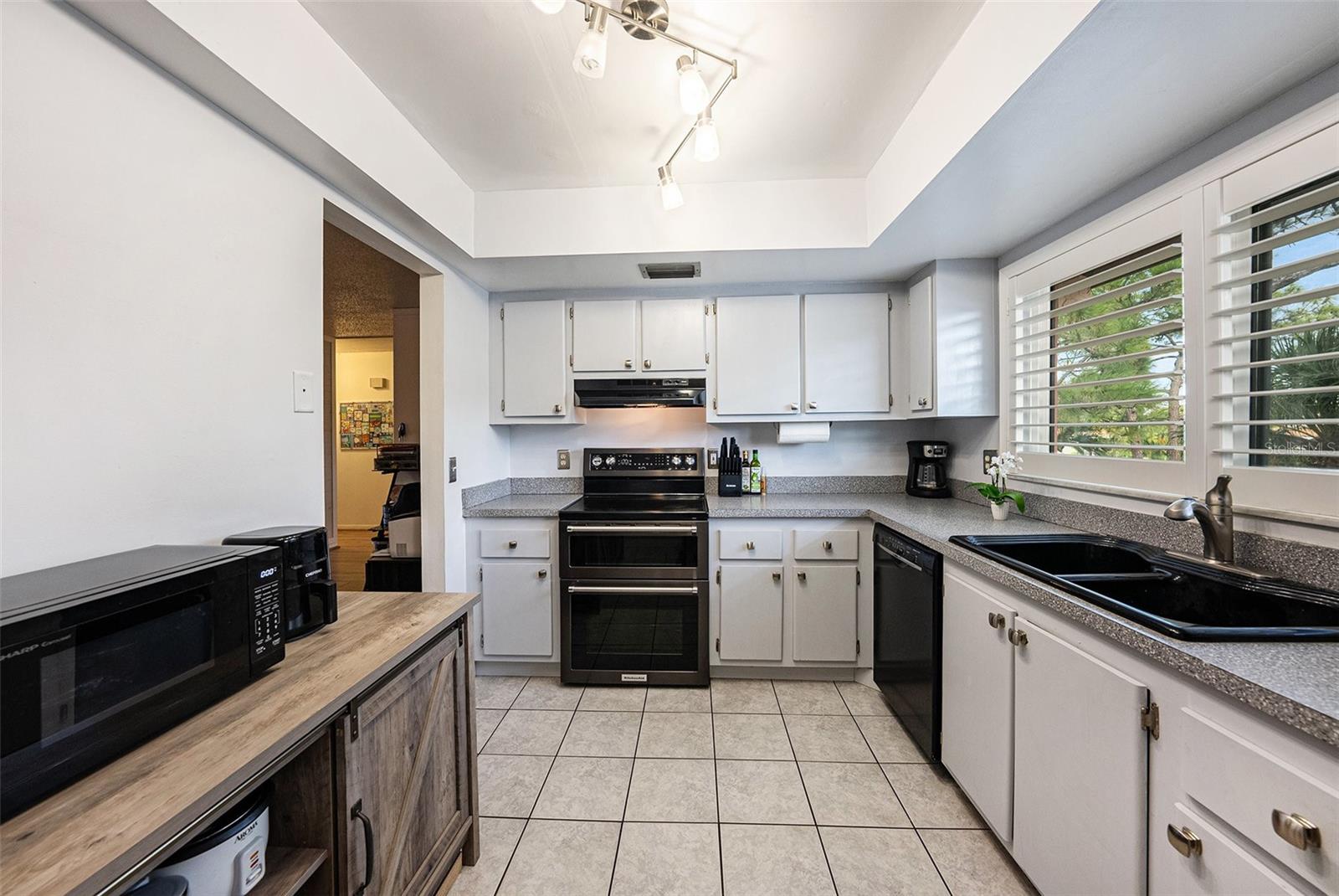 TIMBERWOODS CONDO - Residential