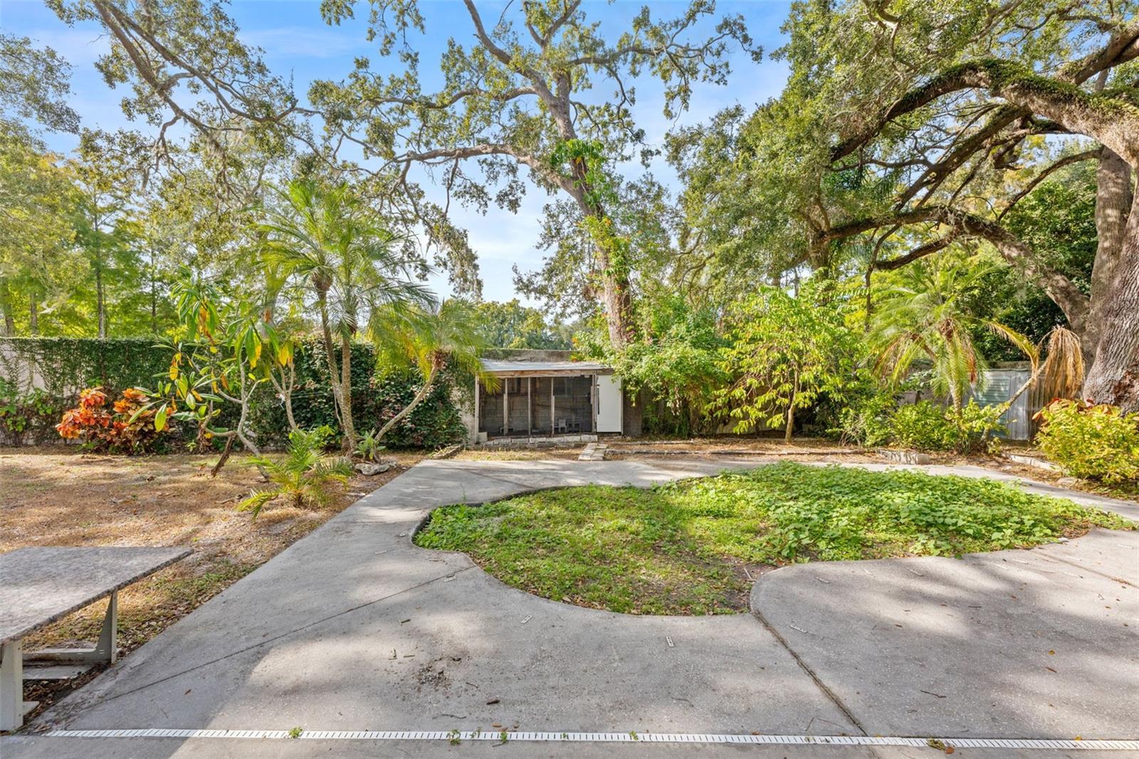 WOOTENS LAKESIDE ESTATES - Residential