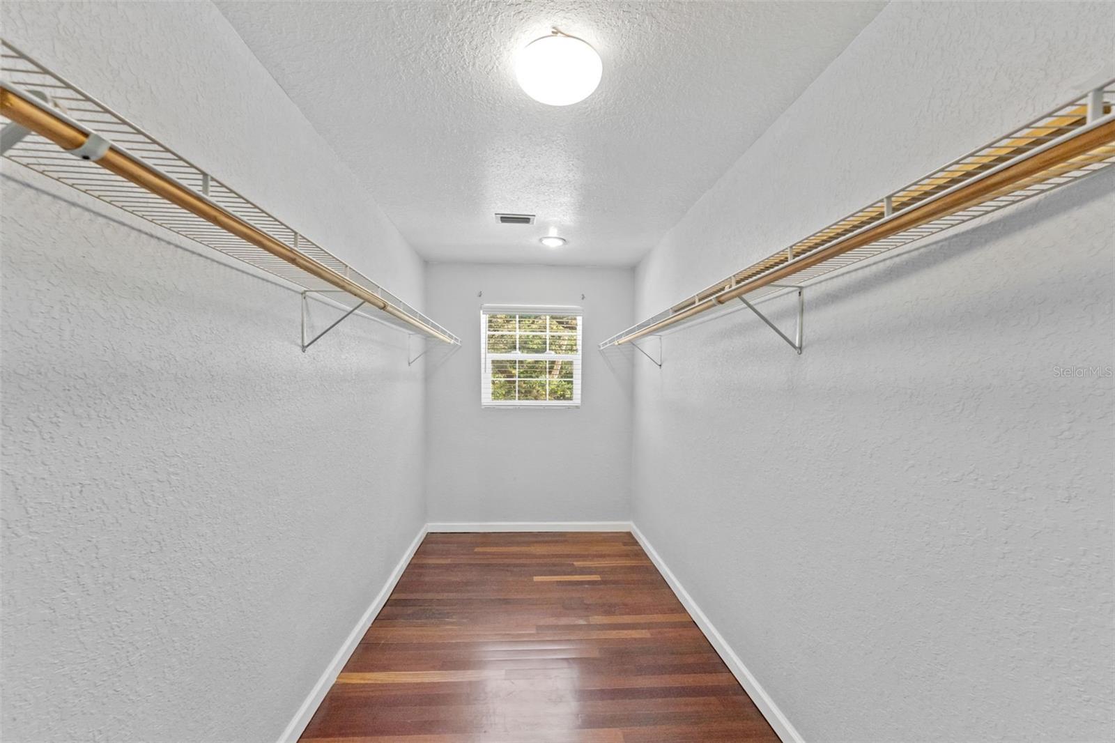 WOOTENS LAKESIDE ESTATES - Residential