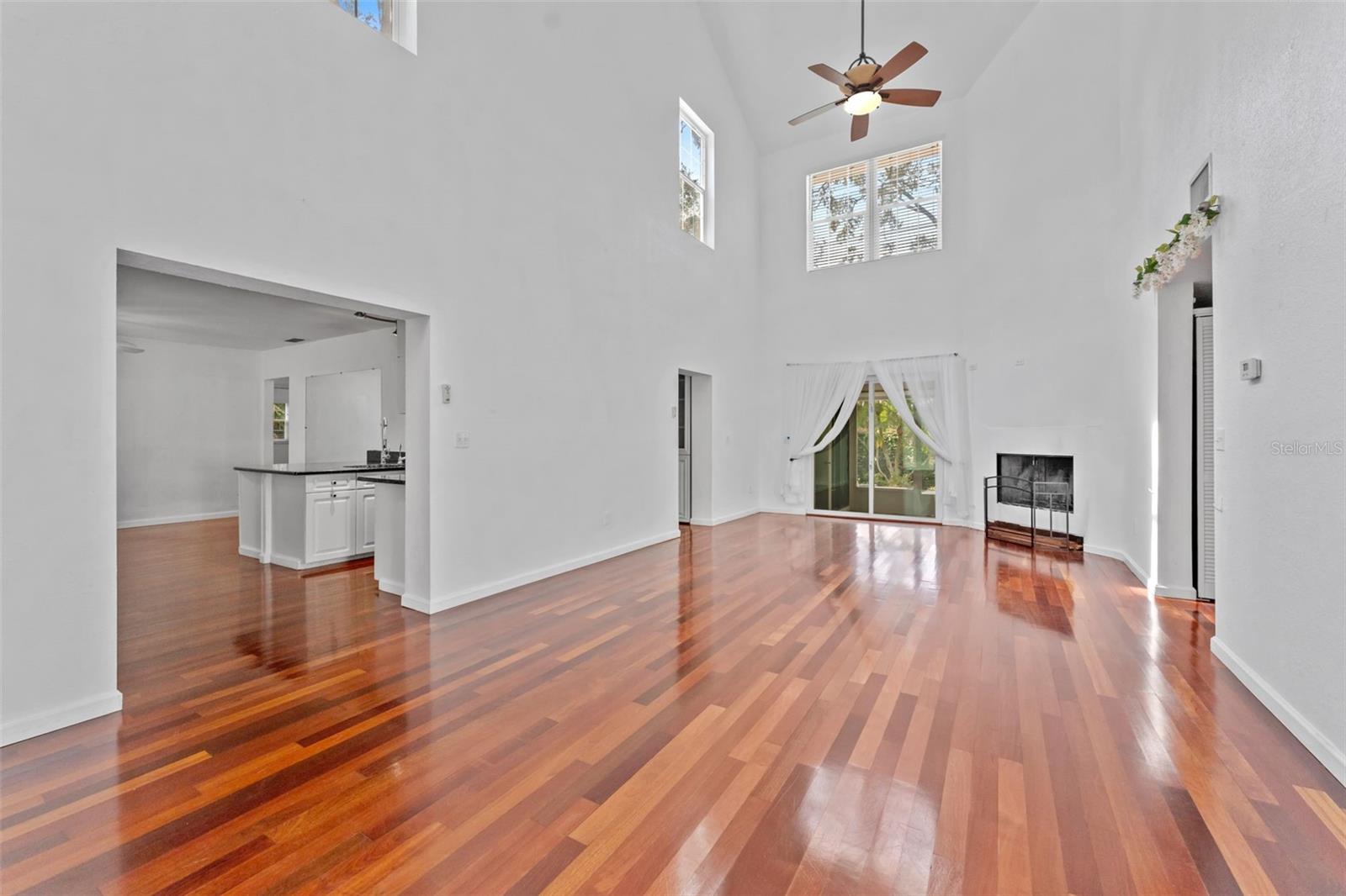 WOOTENS LAKESIDE ESTATES - Residential