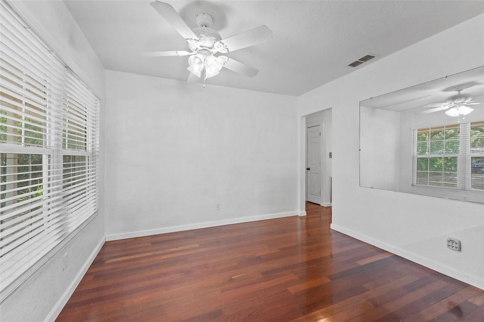 WOOTENS LAKESIDE ESTATES - Residential